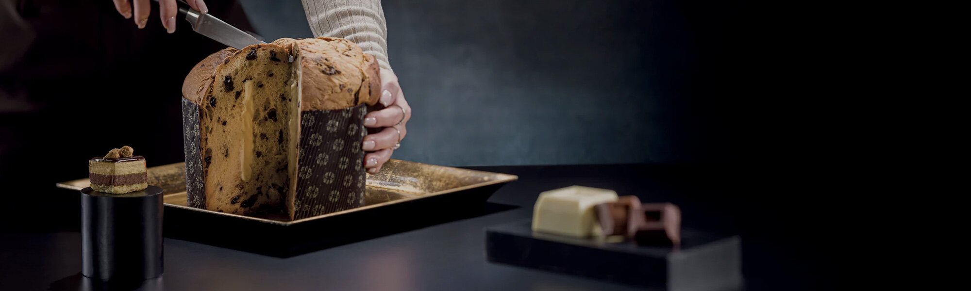panettone-with-chocolate-chips
